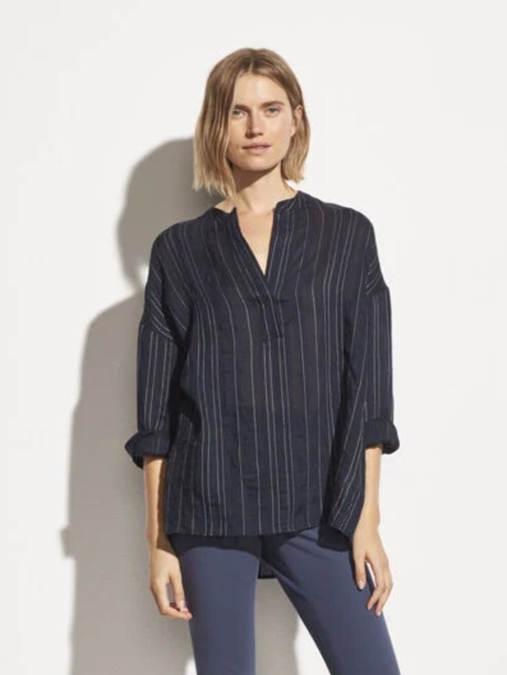 VINCE Navy Striped Rayon Blend Split Neck Popover Tunic Blouse Top, Size L